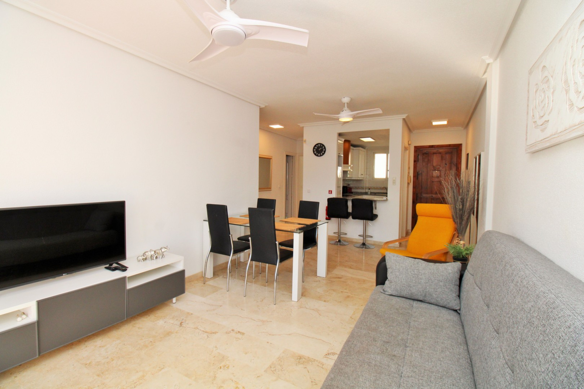 Reventa - 1. Apartamento / piso - Villamartin - Costa Blanca Sur
