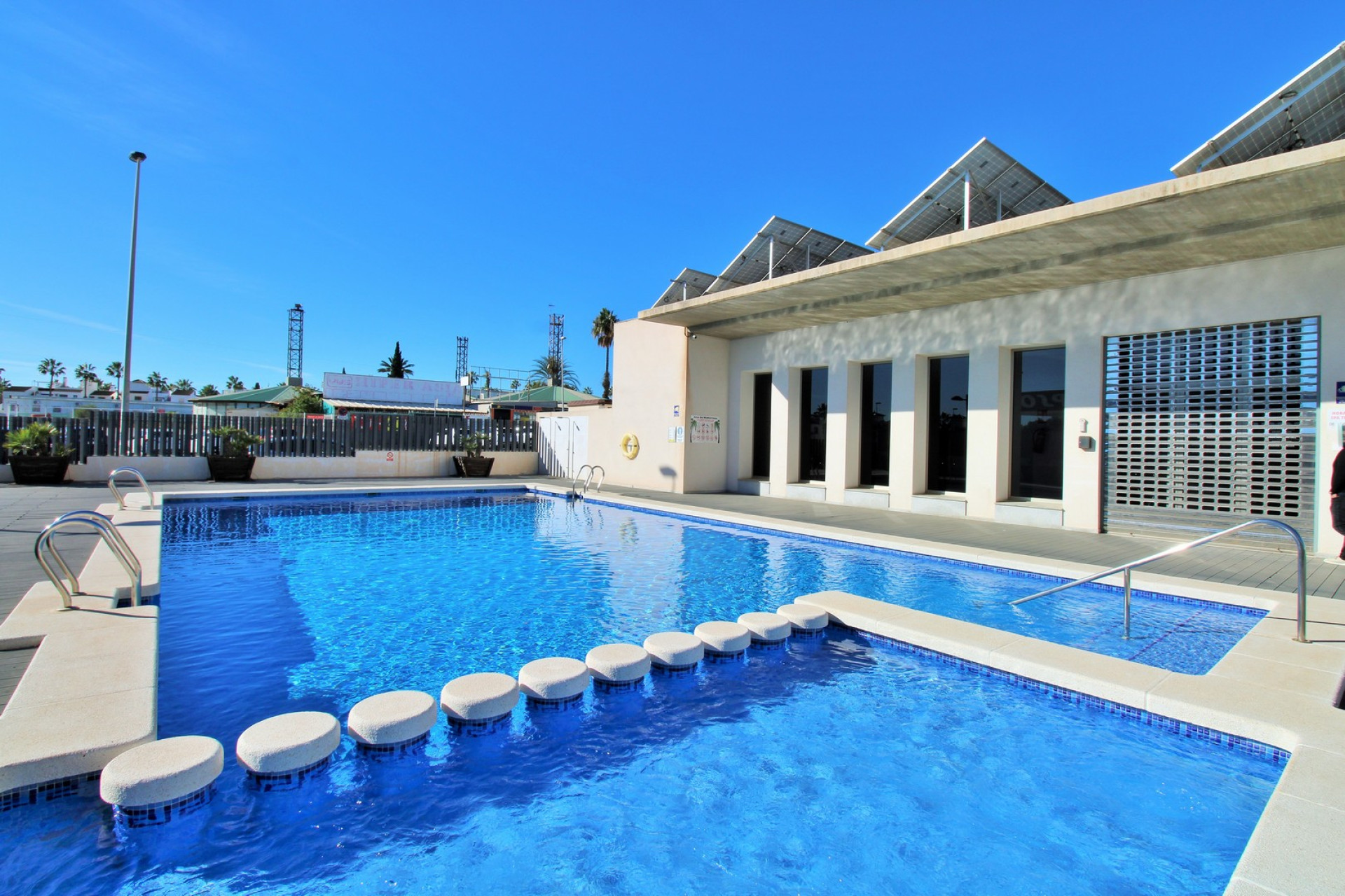 Reventa - 1. Apartamento / piso - Villamartin - Costa Blanca Sur