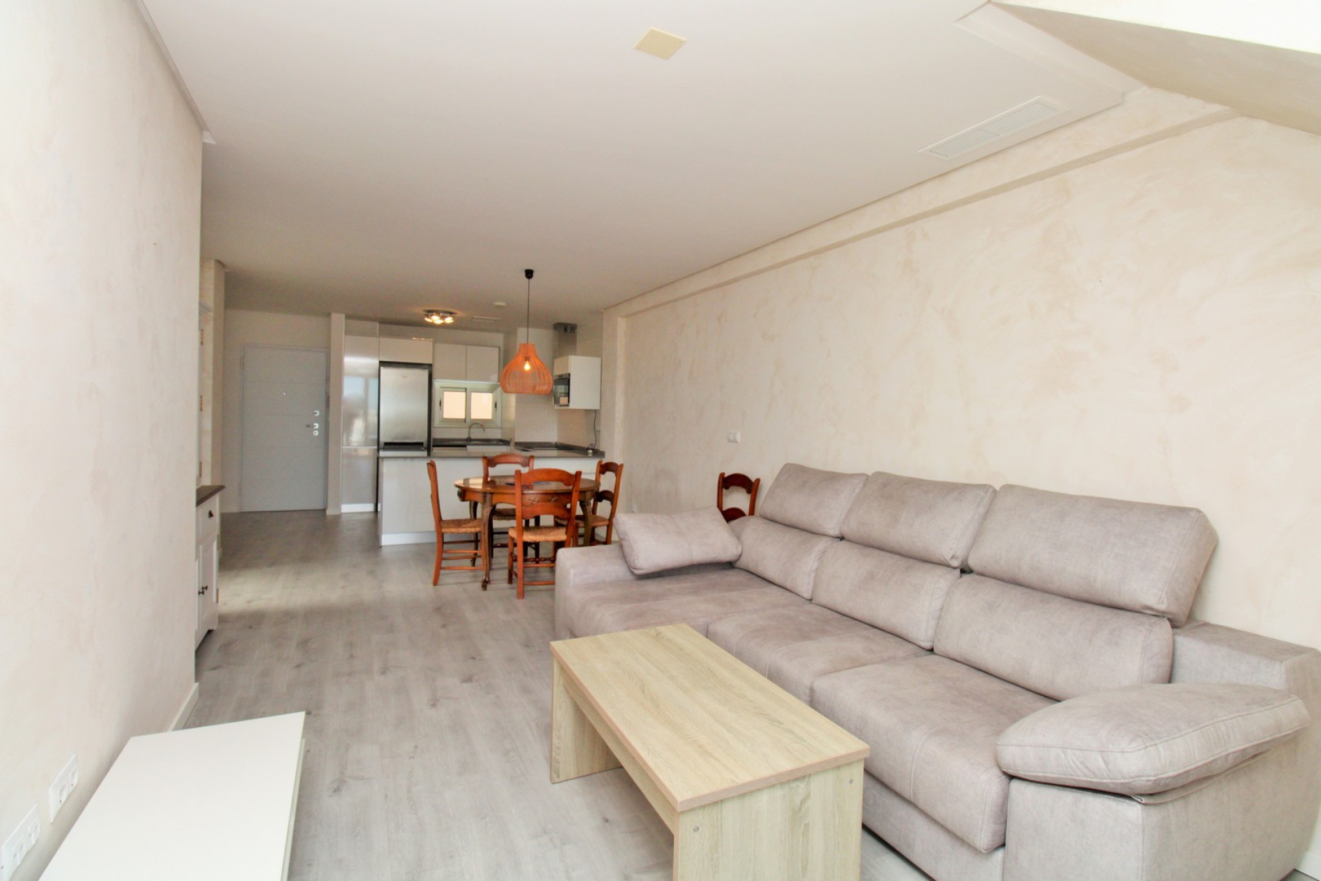 Reventa - 1. Apartamento / piso - Villamartin - Costa Blanca Sur