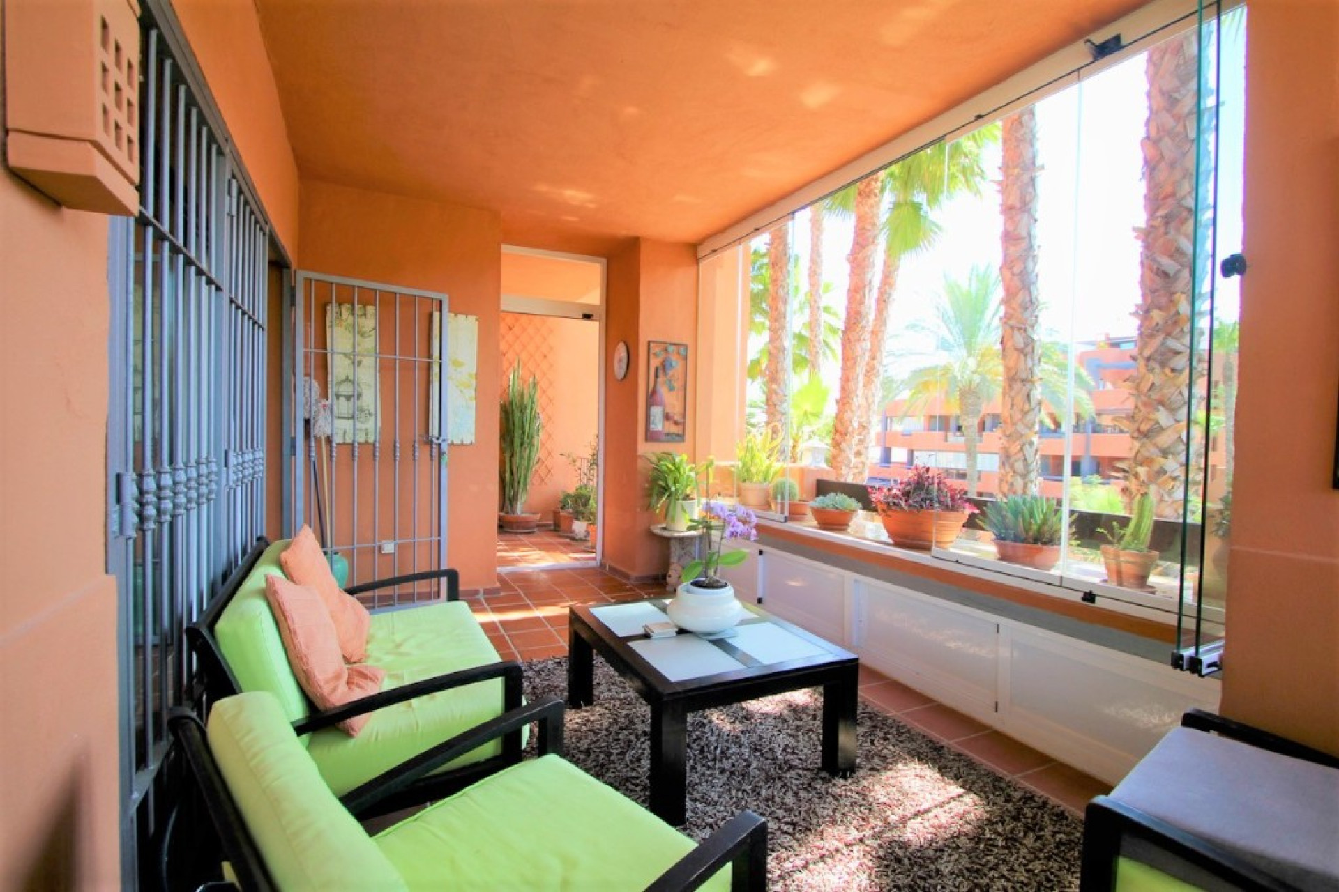 Reventa - 1. Apartamento / piso - Villamartin - Costa Blanca Sur