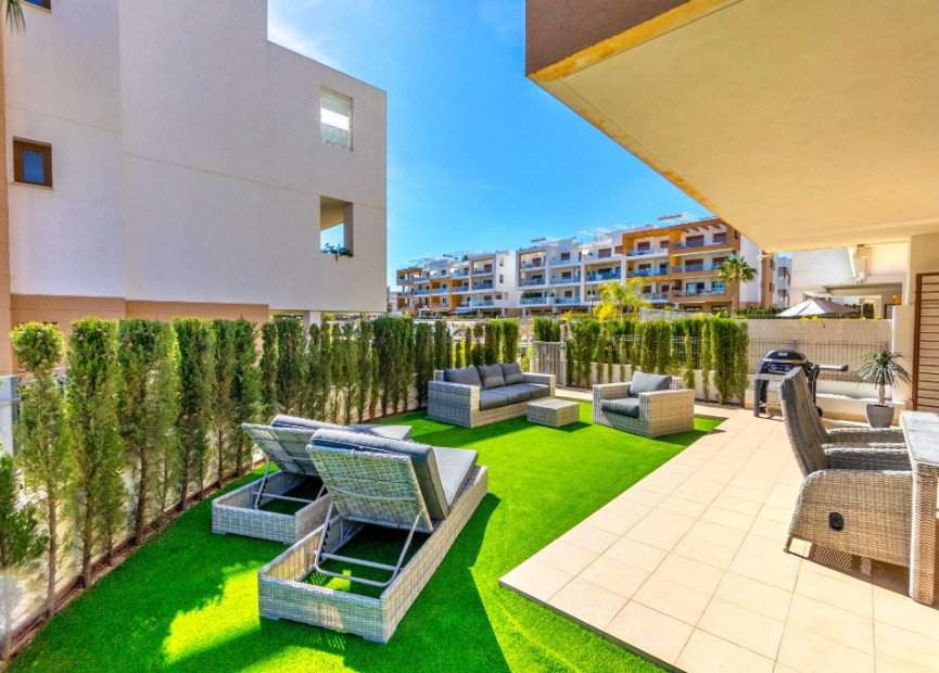 Reventa - 1. Apartamento / piso - Villamartin - Costa Blanca Sur