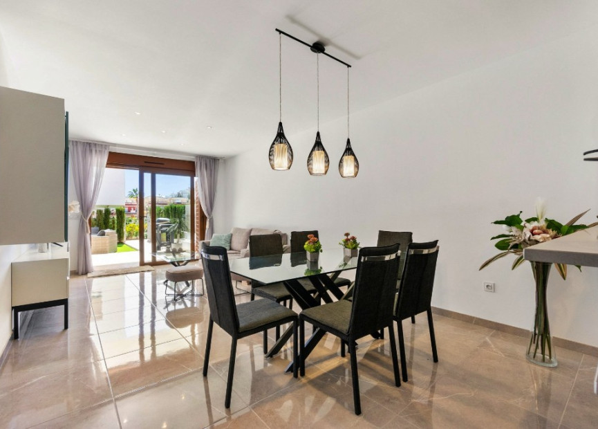 Reventa - 1. Apartamento / piso - Villamartin - Costa Blanca Sur