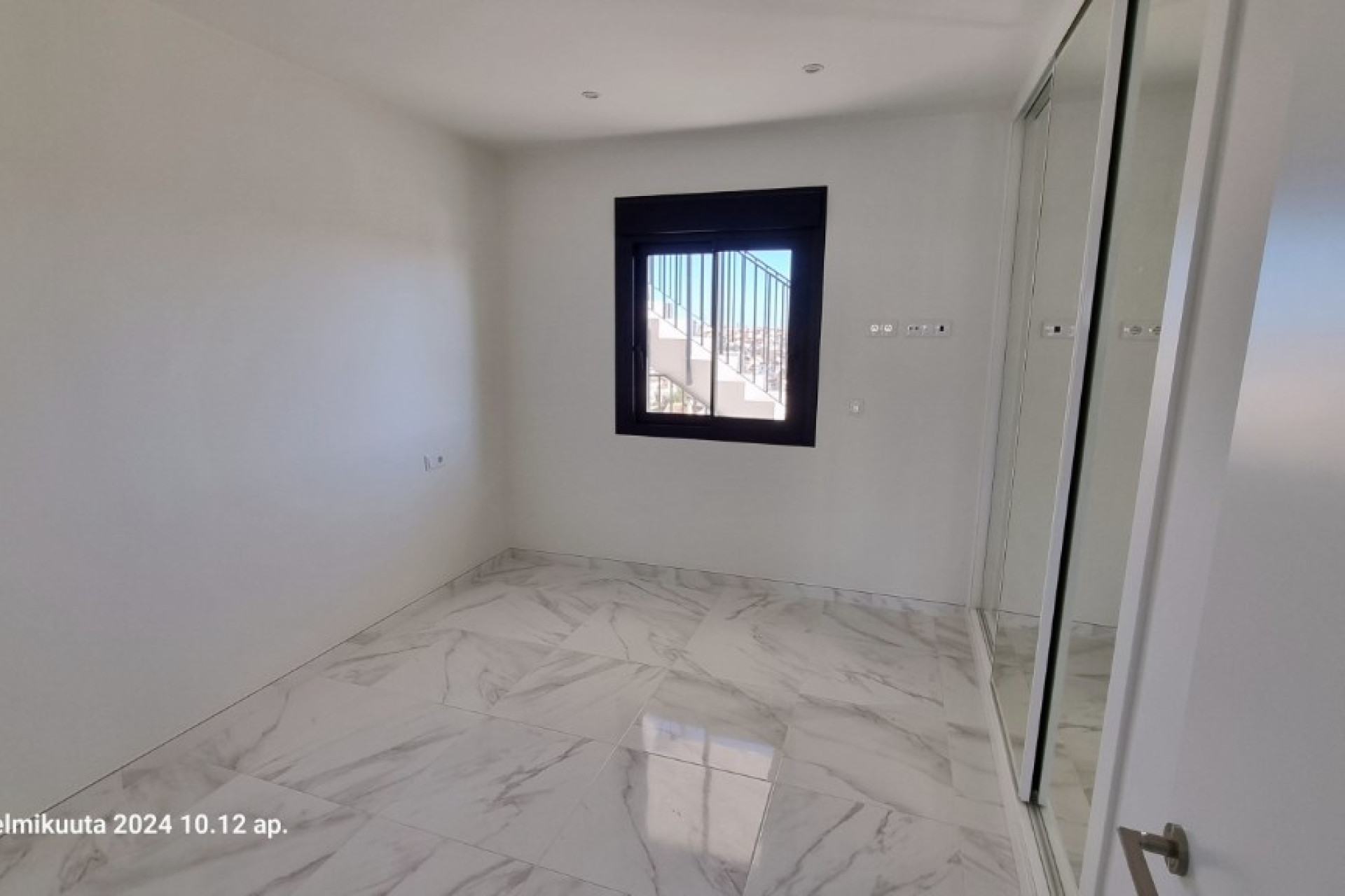 Reventa - 1. Apartamento / piso - Villamartin - Costa Blanca Sur
