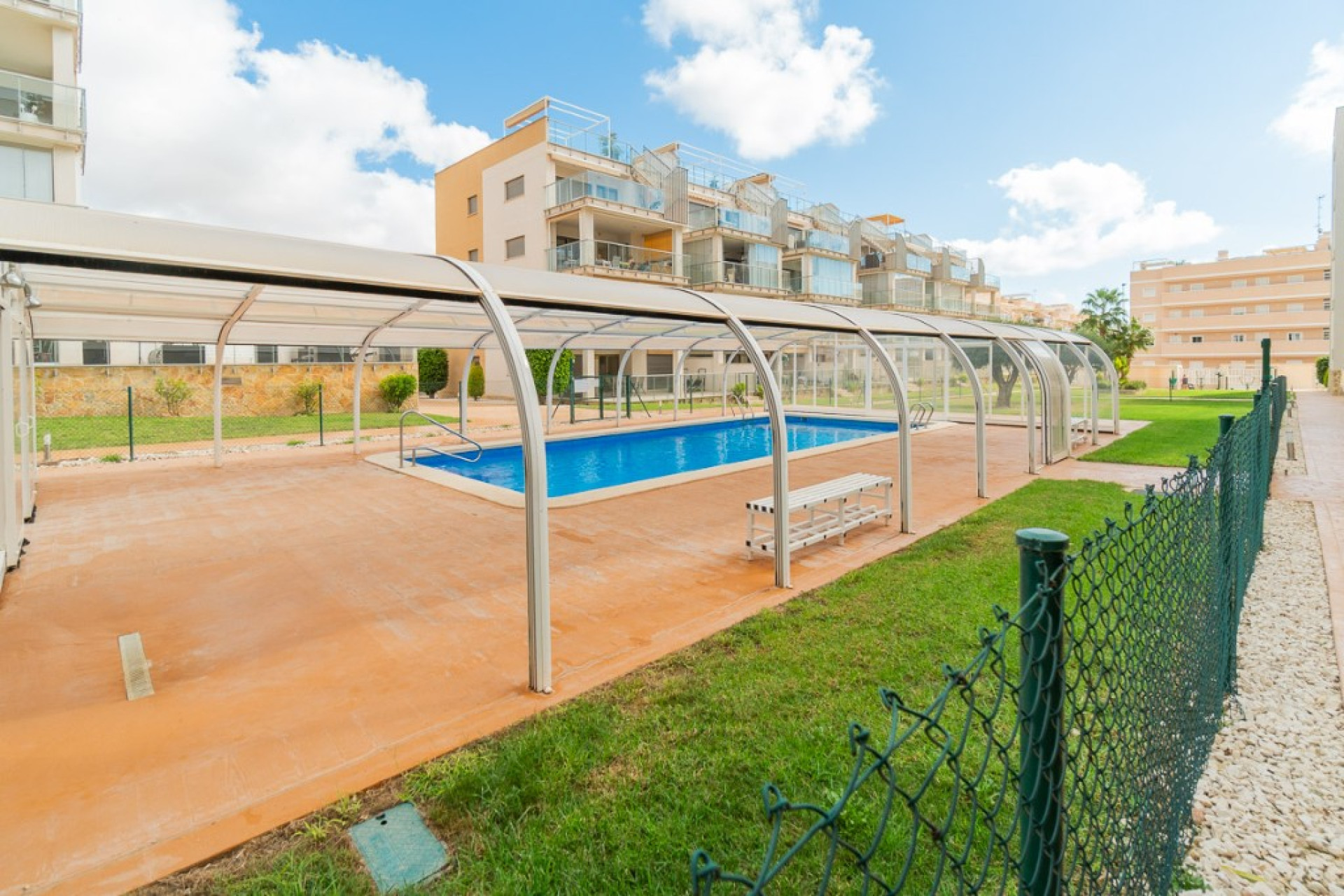 Reventa - 1. Apartamento / piso - Villamartin - Costa Blanca Sur