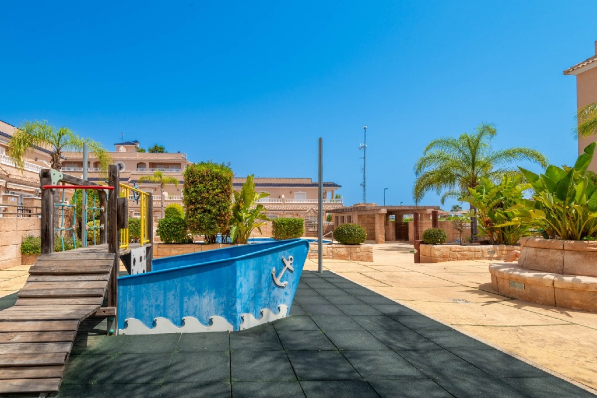 Reventa - 1. Apartamento / piso - Villamartin - Costa Blanca Sur