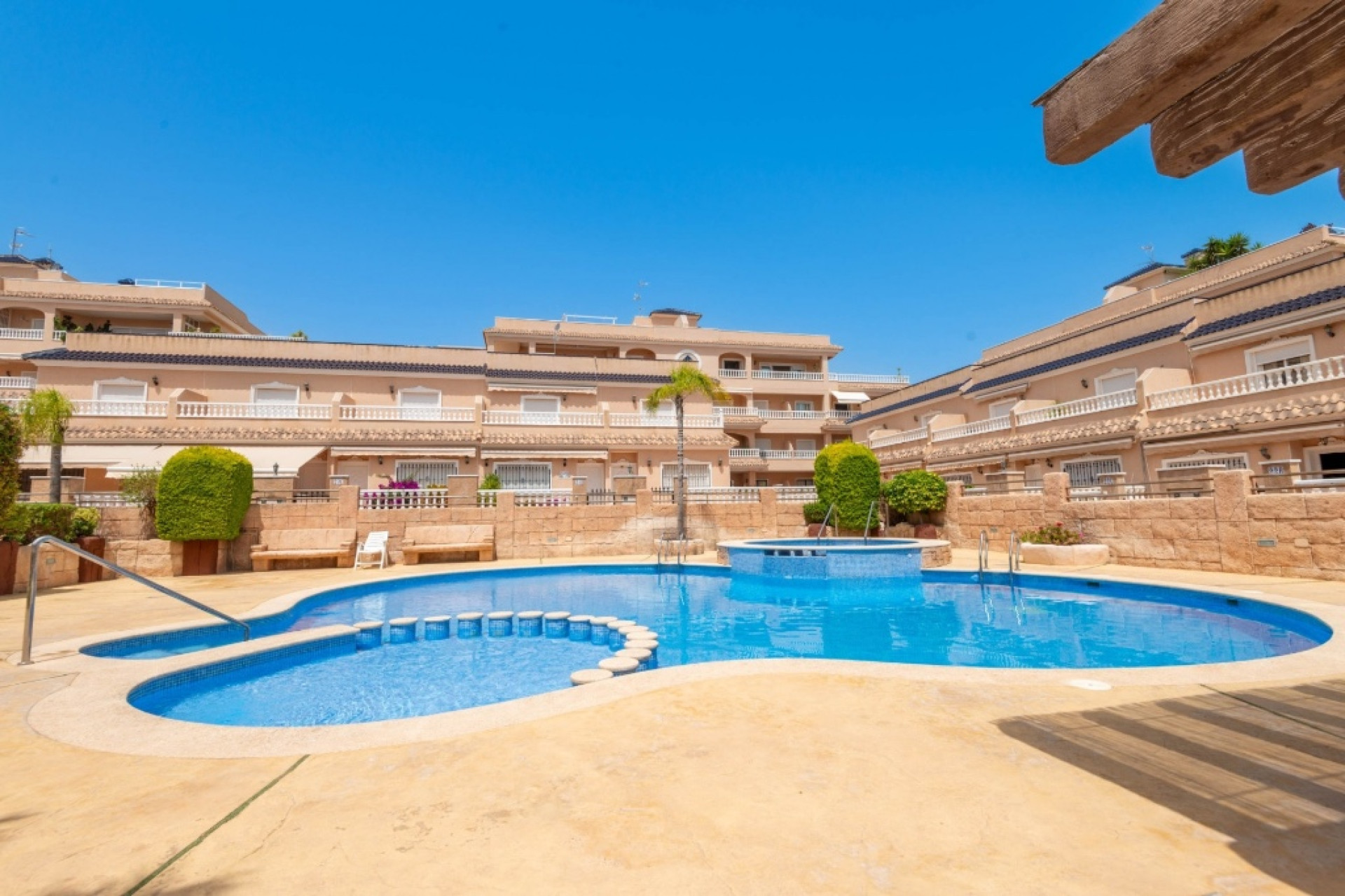 Reventa - 1. Apartamento / piso - Villamartin - Costa Blanca Sur