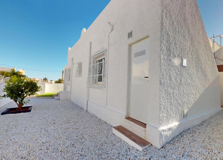 Reventa - 1. Apartamento / piso - Villamartin - Costa Blanca Sur