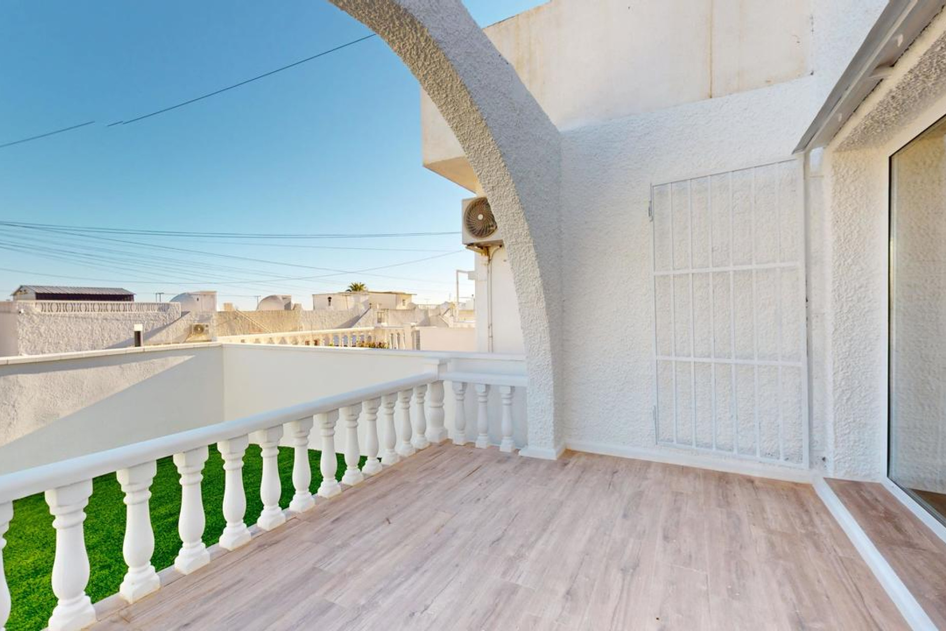 Reventa - 1. Apartamento / piso - Villamartin - Costa Blanca Sur