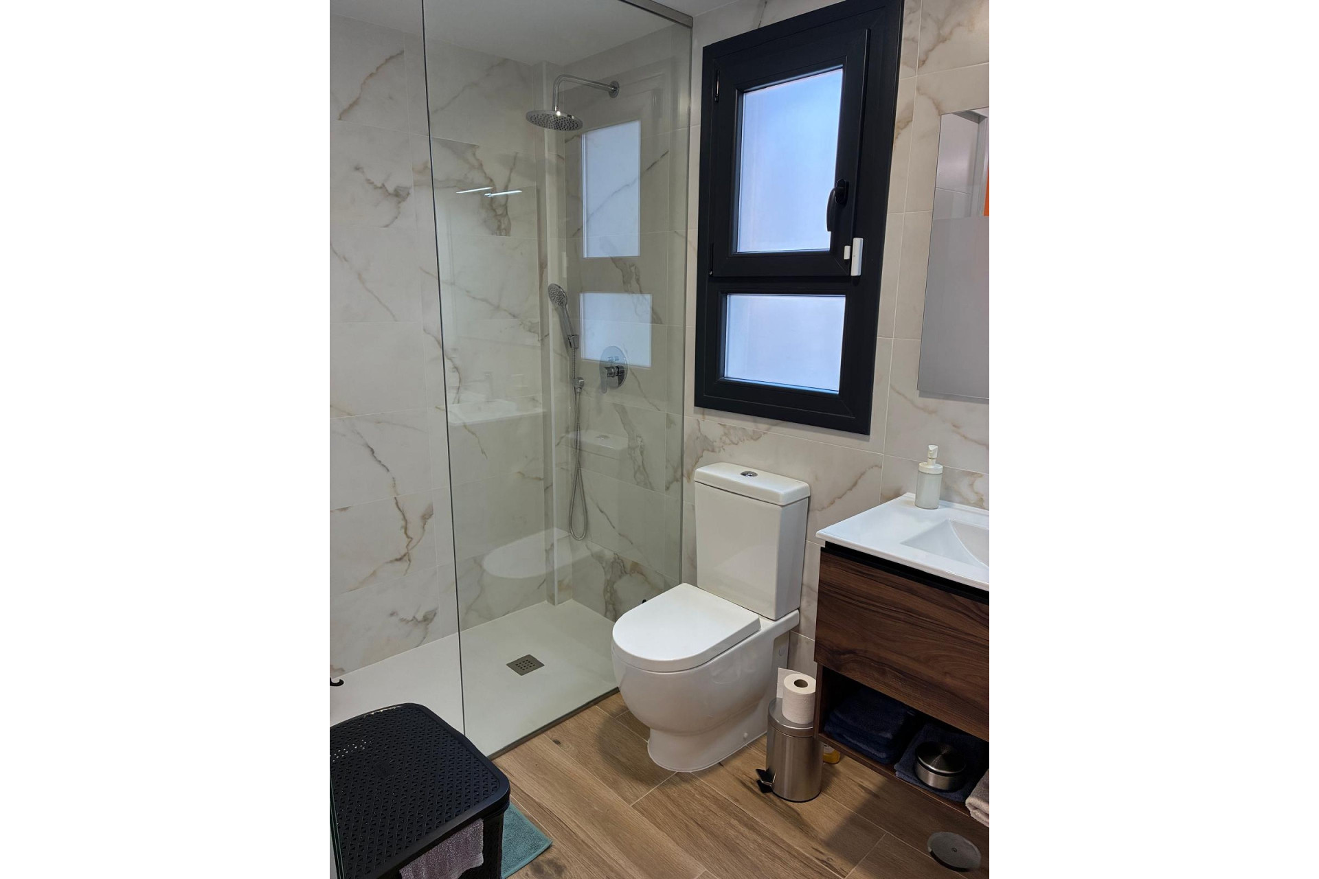 Reventa - 1. Apartamento / piso - Villamartin - Costa Blanca Sur