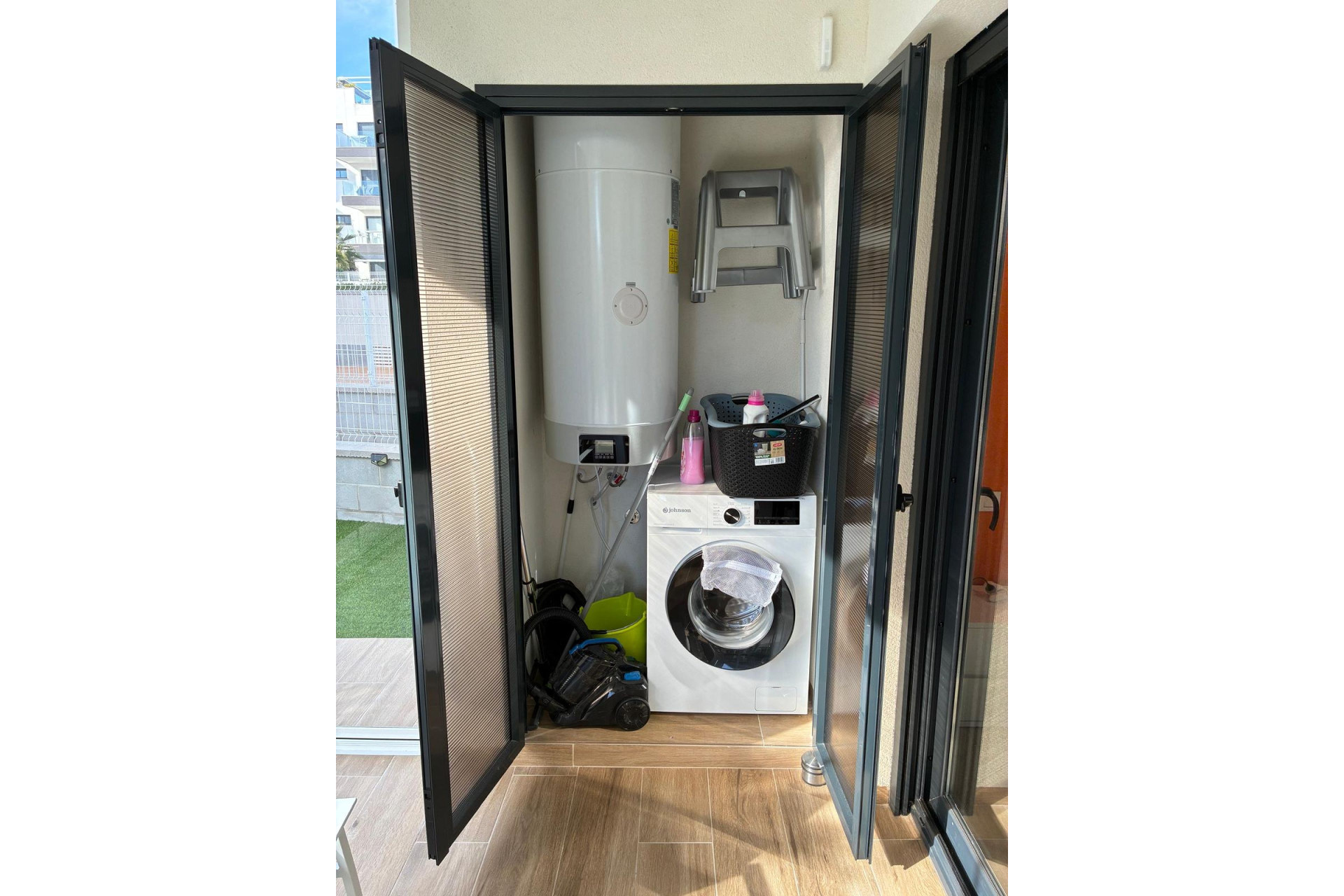 Reventa - 1. Apartamento / piso - Villamartin - Costa Blanca Sur