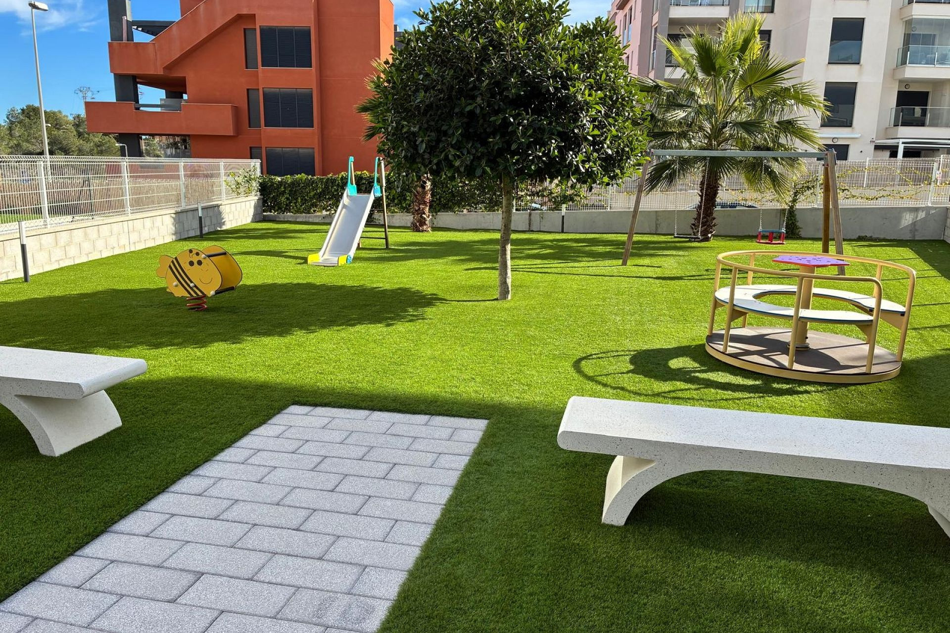 Reventa - 1. Apartamento / piso - Villamartin - Costa Blanca Sur