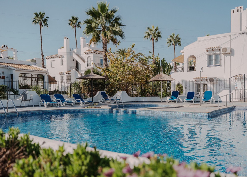 Reventa - 1. Apartamento / piso - Villamartin - Costa Blanca Sur