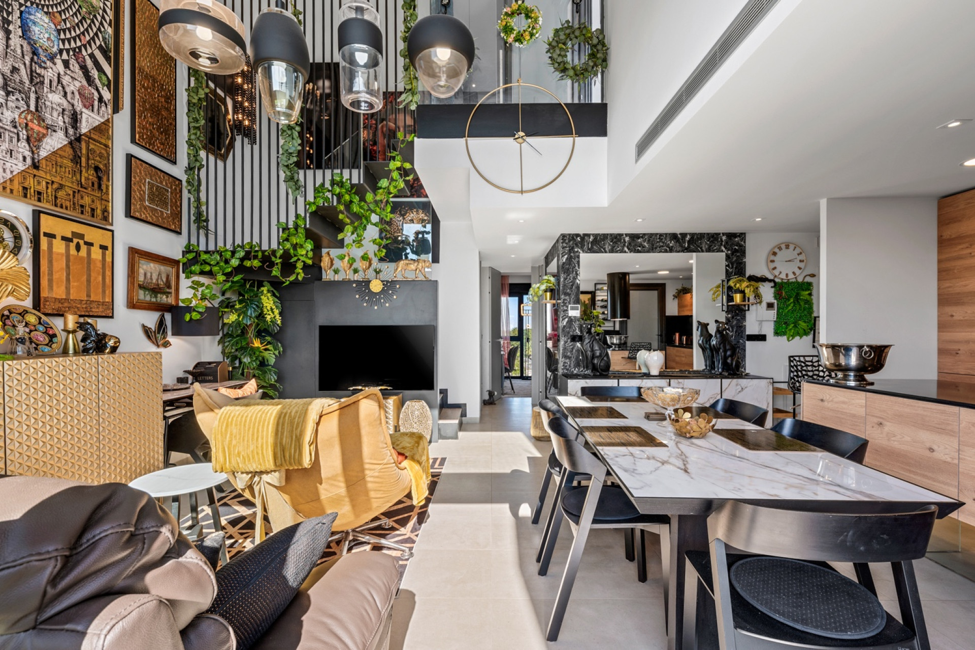 Reventa - 1. Apartamento / piso - Villamartin - Costa Blanca Sur