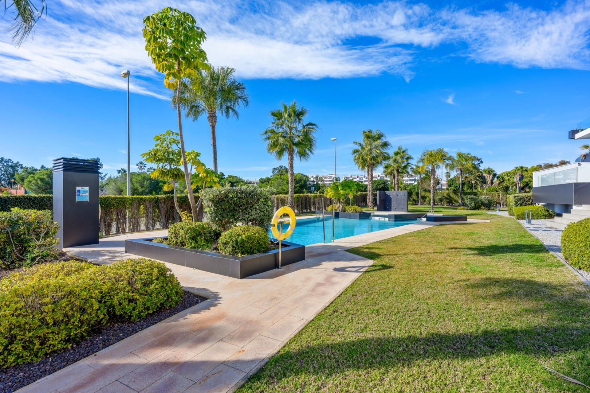 Reventa - 1. Apartamento / piso - Villamartin - Costa Blanca Sur