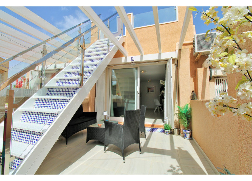 Reventa - 1. Apartamento / piso - Villamartin - Costa Blanca Sur