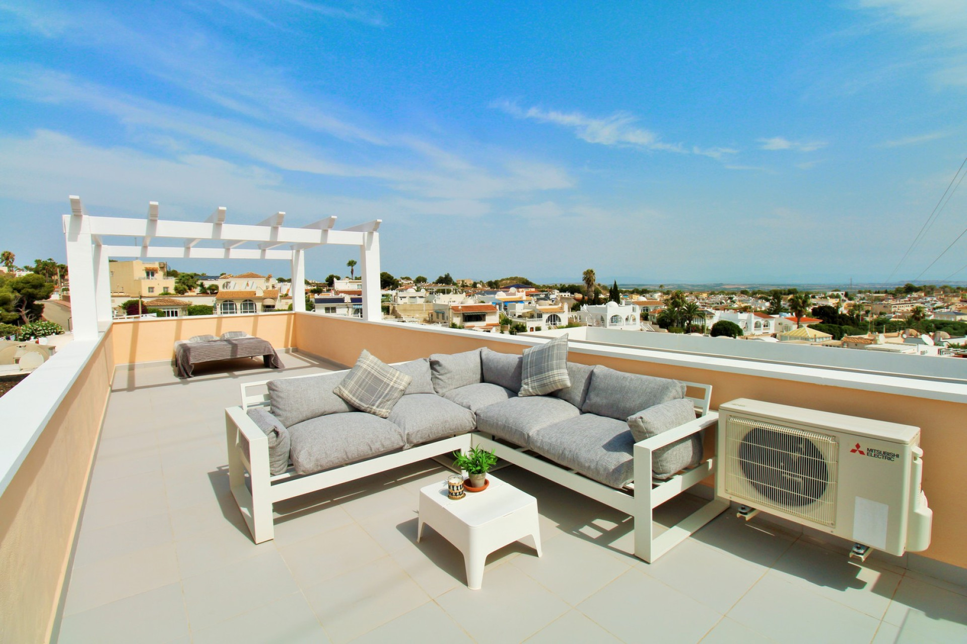 Reventa - 1. Apartamento / piso - Villamartin - Costa Blanca Sur