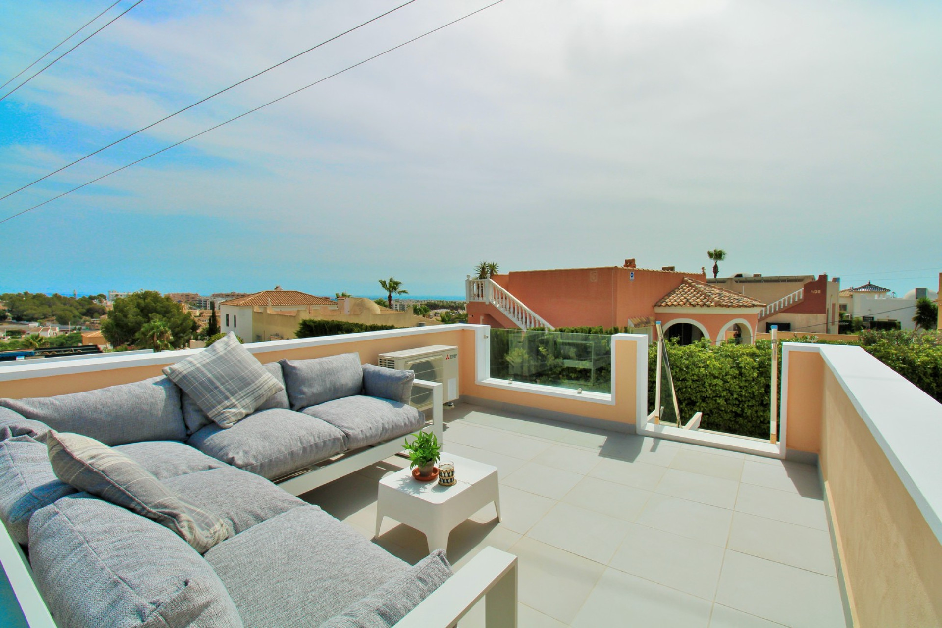 Reventa - 1. Apartamento / piso - Villamartin - Costa Blanca Sur