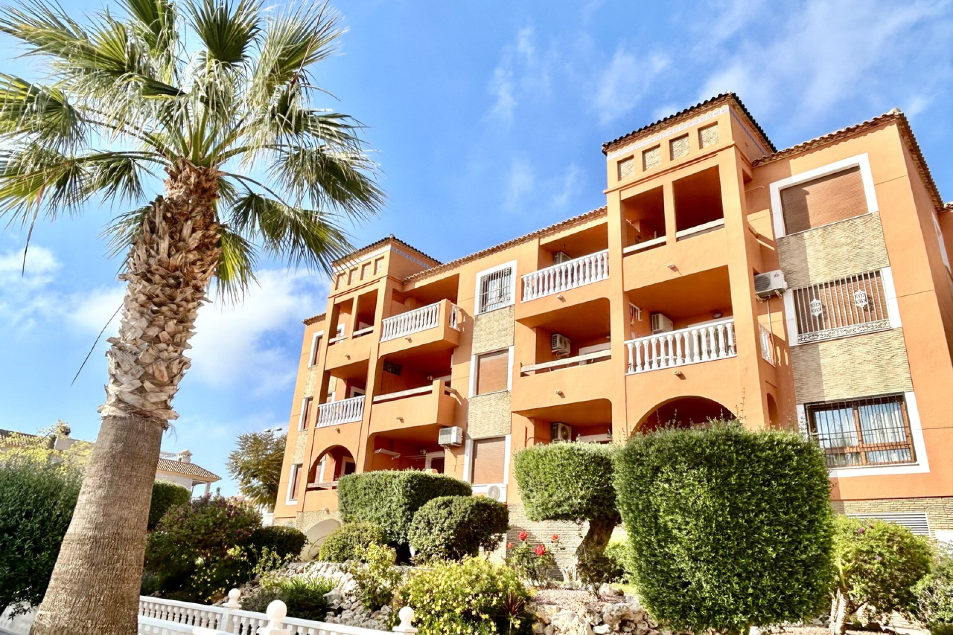 Reventa - 1. Apartamento / piso - Villamartin - Costa Blanca Sur