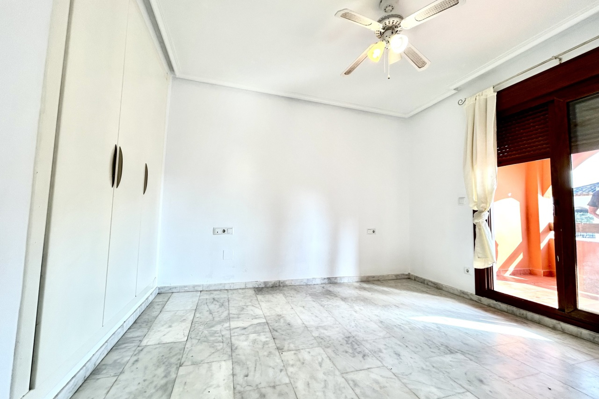 Reventa - 1. Apartamento / piso - Villamartin - Costa Blanca Sur