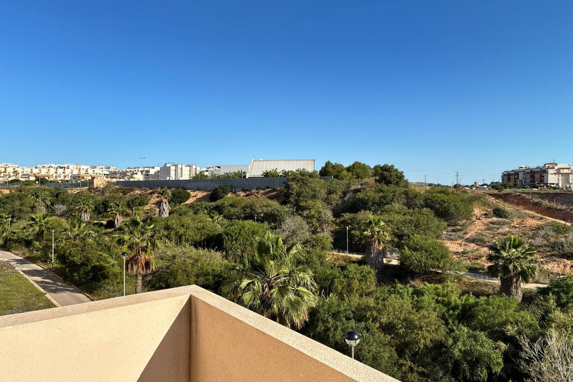 Reventa - 1. Apartamento / piso - Villamartin - Costa Blanca Sur