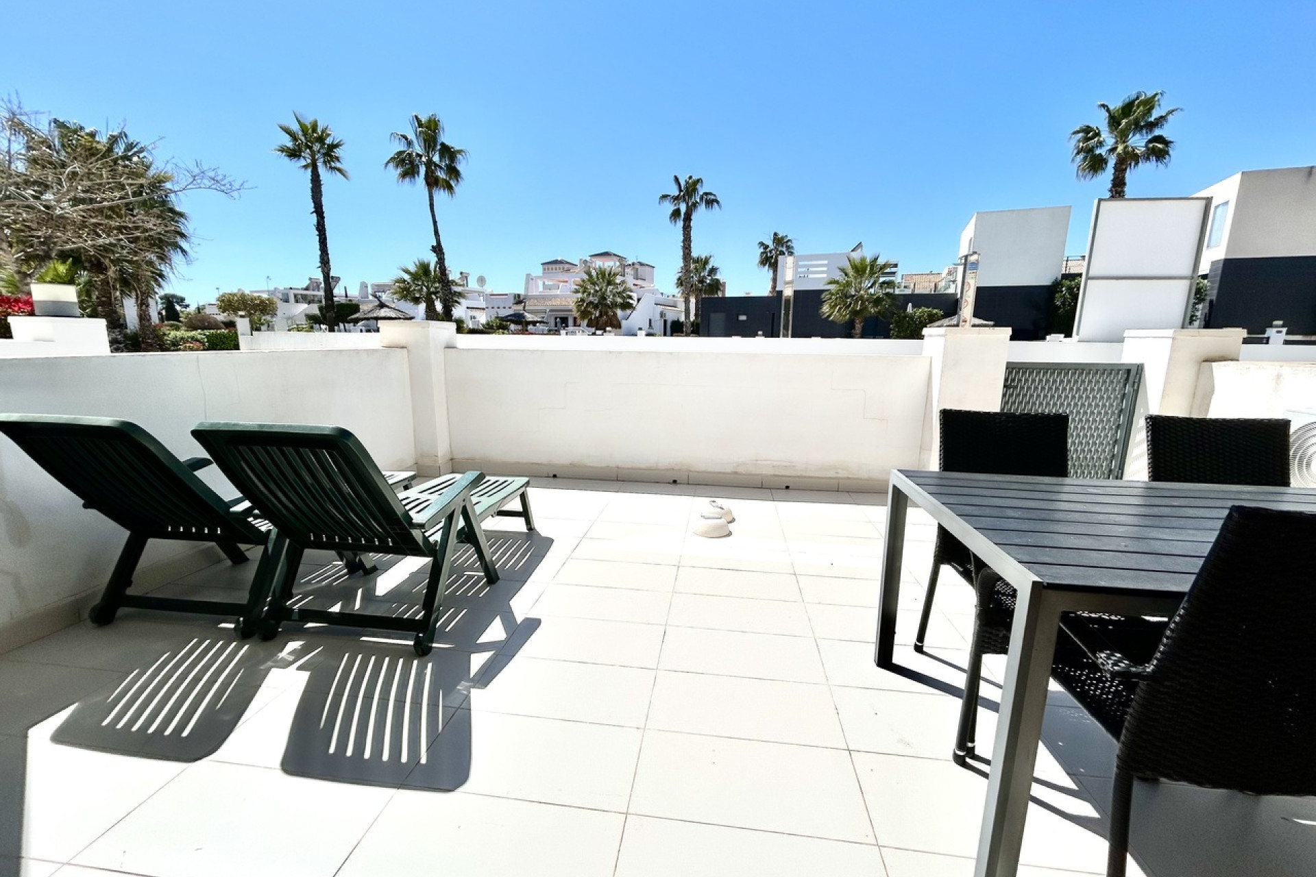 Reventa - 1. Apartamento / piso - Villamartin - Costa Blanca Sur