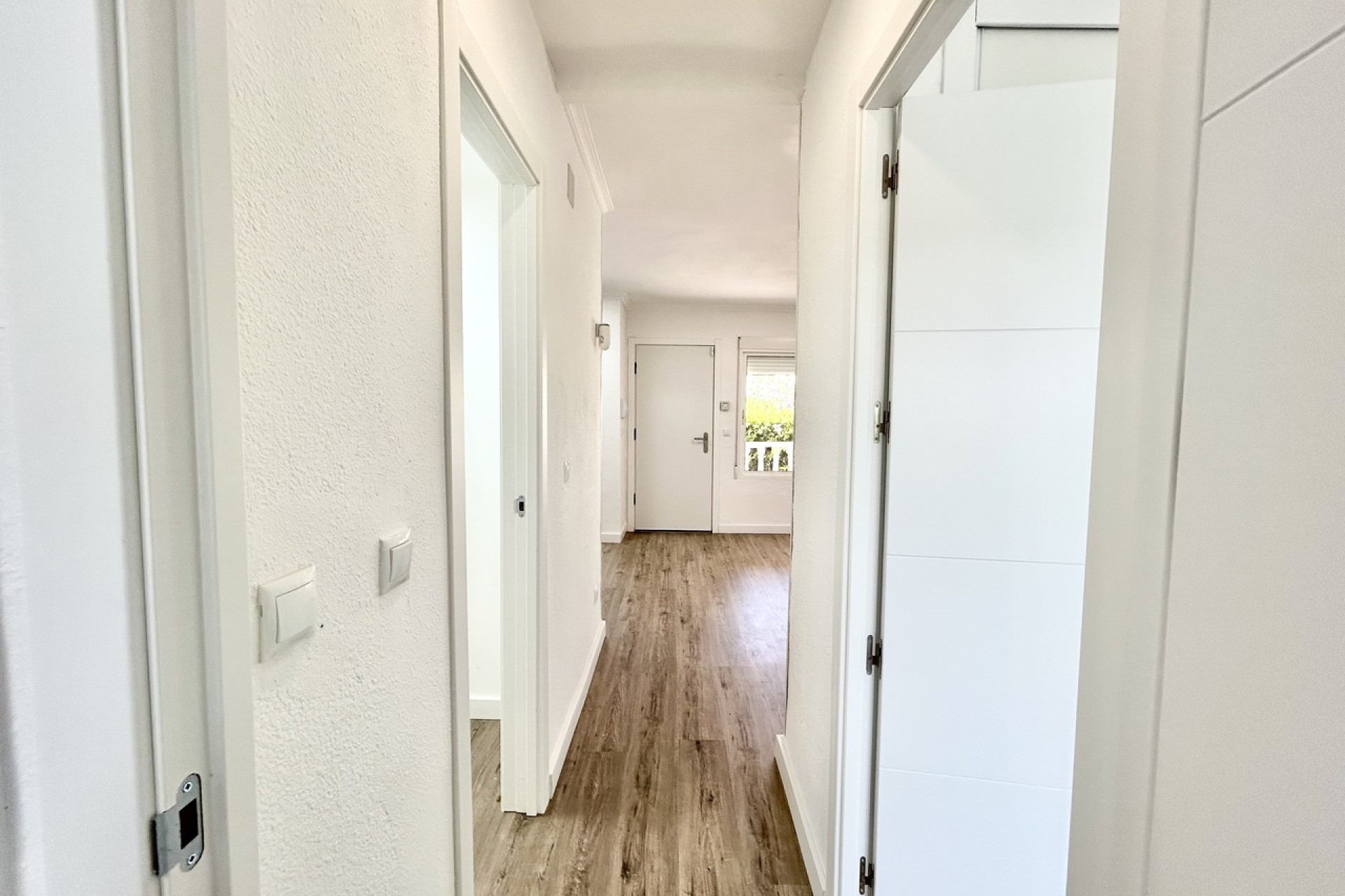 Reventa - 1. Apartamento / piso - Villamartin - Costa Blanca Sur