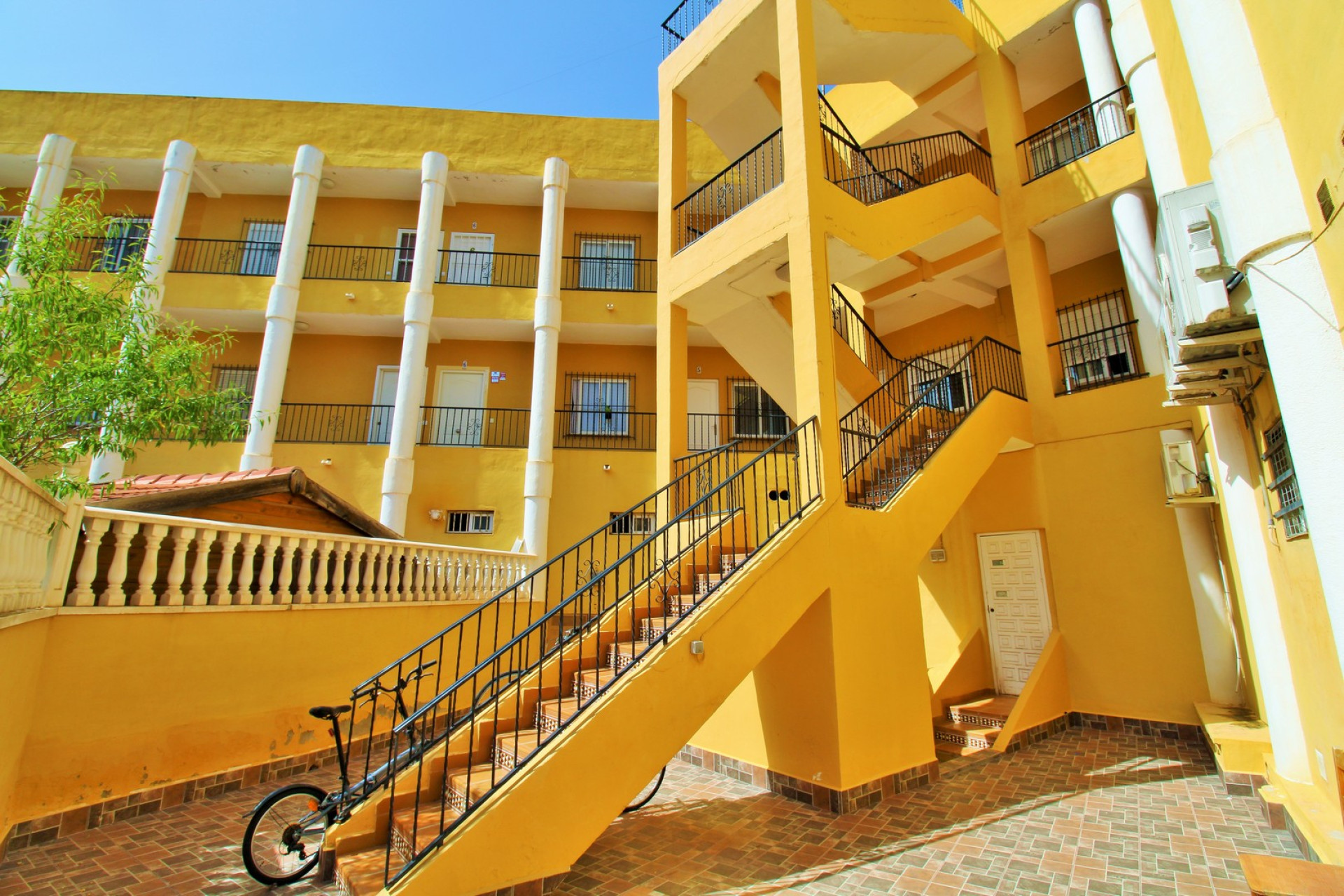 Reventa - 1. Apartamento / piso - Villamartin - Costa Blanca Sur