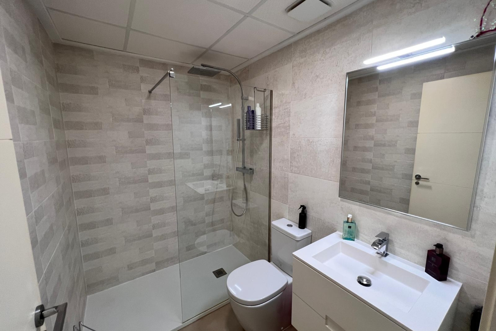 Reventa - 1. Apartamento / piso - Vistabella - Costa Blanca Sur