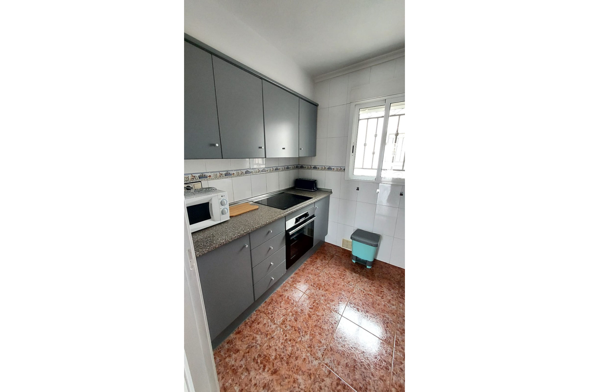 Reventa - 1. Apartamento / piso - Vistabella - Costa Blanca Sur