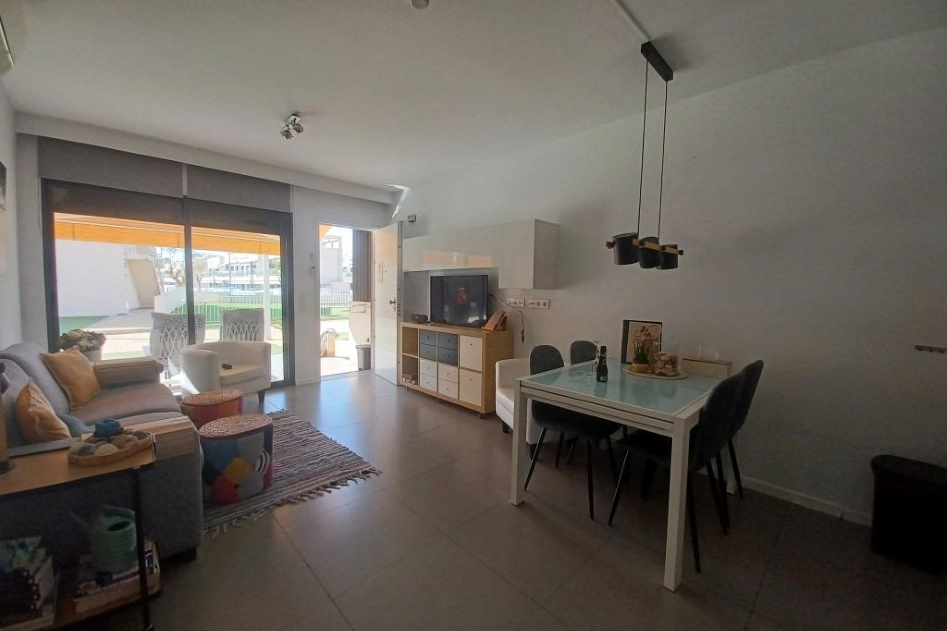 Reventa - 1. Apartment / flat - Pilar de la Horadada - Pueblo Latino