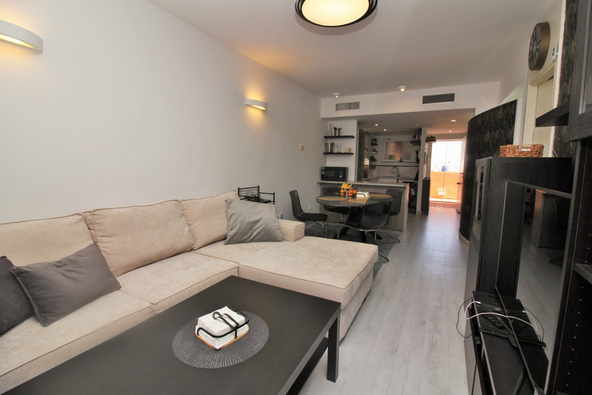 Reventa - 1. Apartment / flat - Playa Flamenca - Orihuela Costa