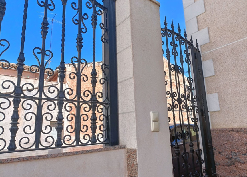 Reventa - 2. Chalet adosado - Algueña - Costa Blanca Norte 