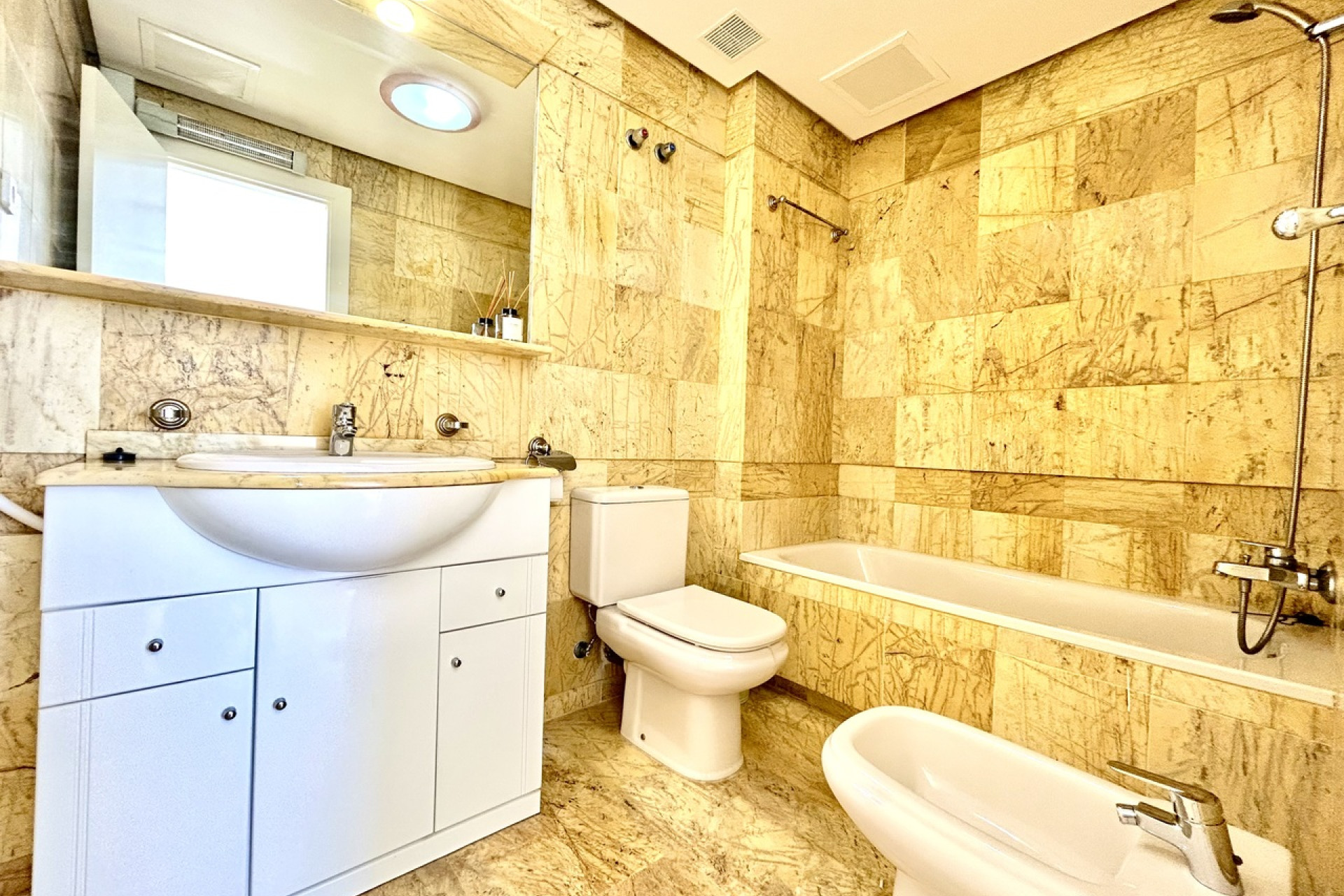 Reventa - 2. Chalet adosado - Cabo Roig - Costa Blanca Sur