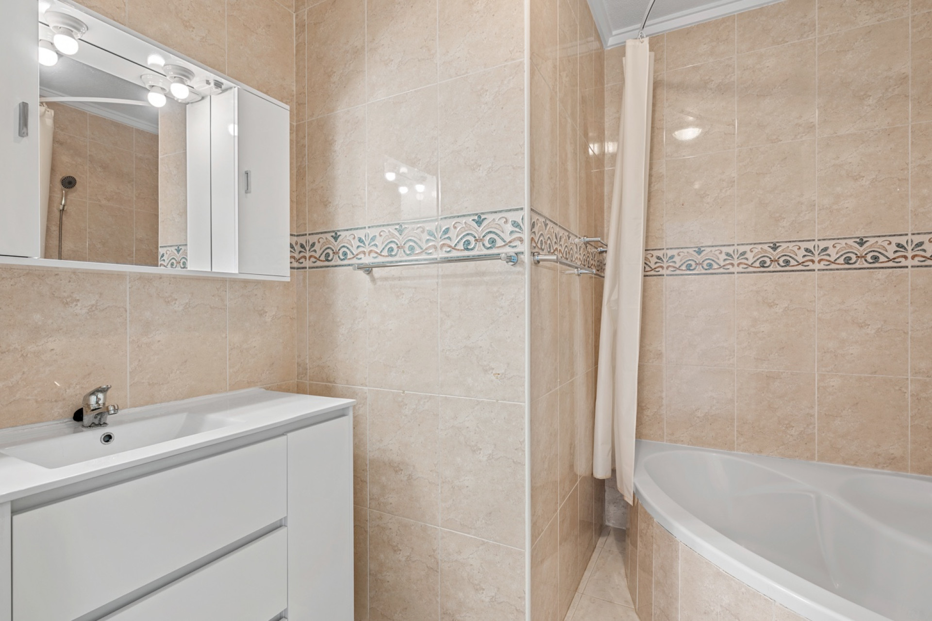 Reventa - 2. Chalet adosado - Ciudad Quesada - Costa Blanca Sur