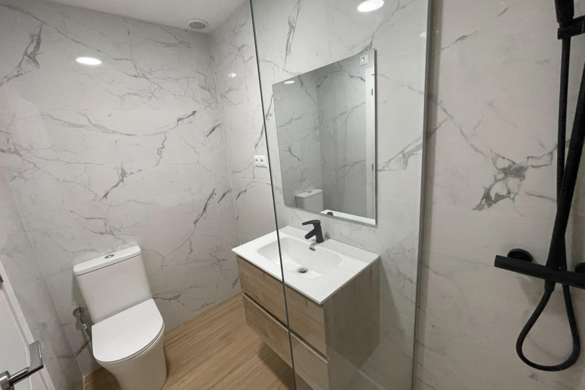 Reventa - 2. Chalet adosado - Daya Nueva - Costa Blanca Sur