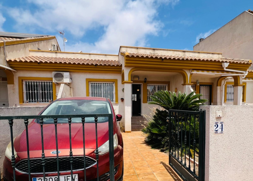 Reventa - 2. Chalet adosado - Daya Nueva - Costa Blanca Sur