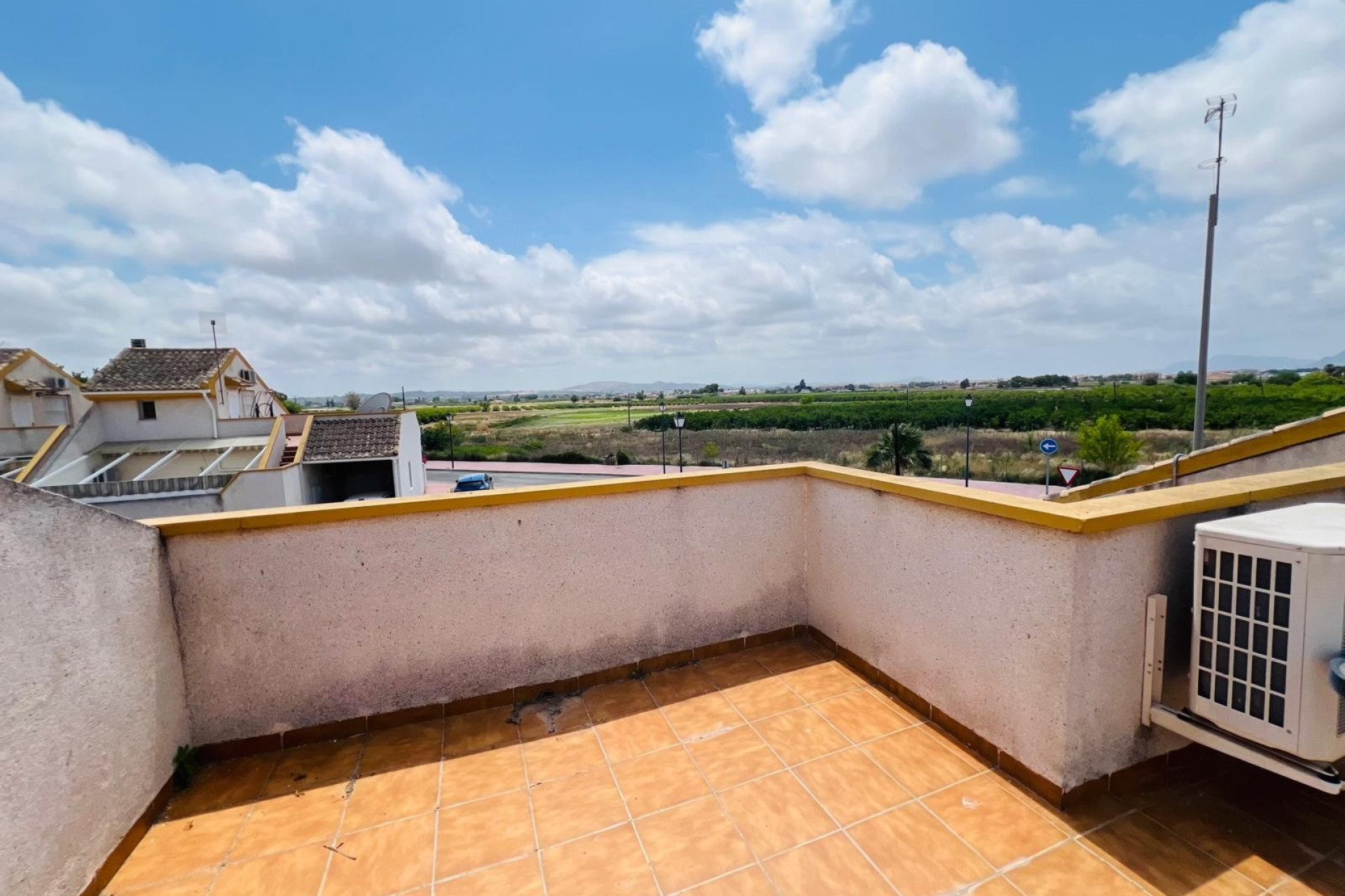 Reventa - 2. Chalet adosado - Daya Nueva - Costa Blanca Sur