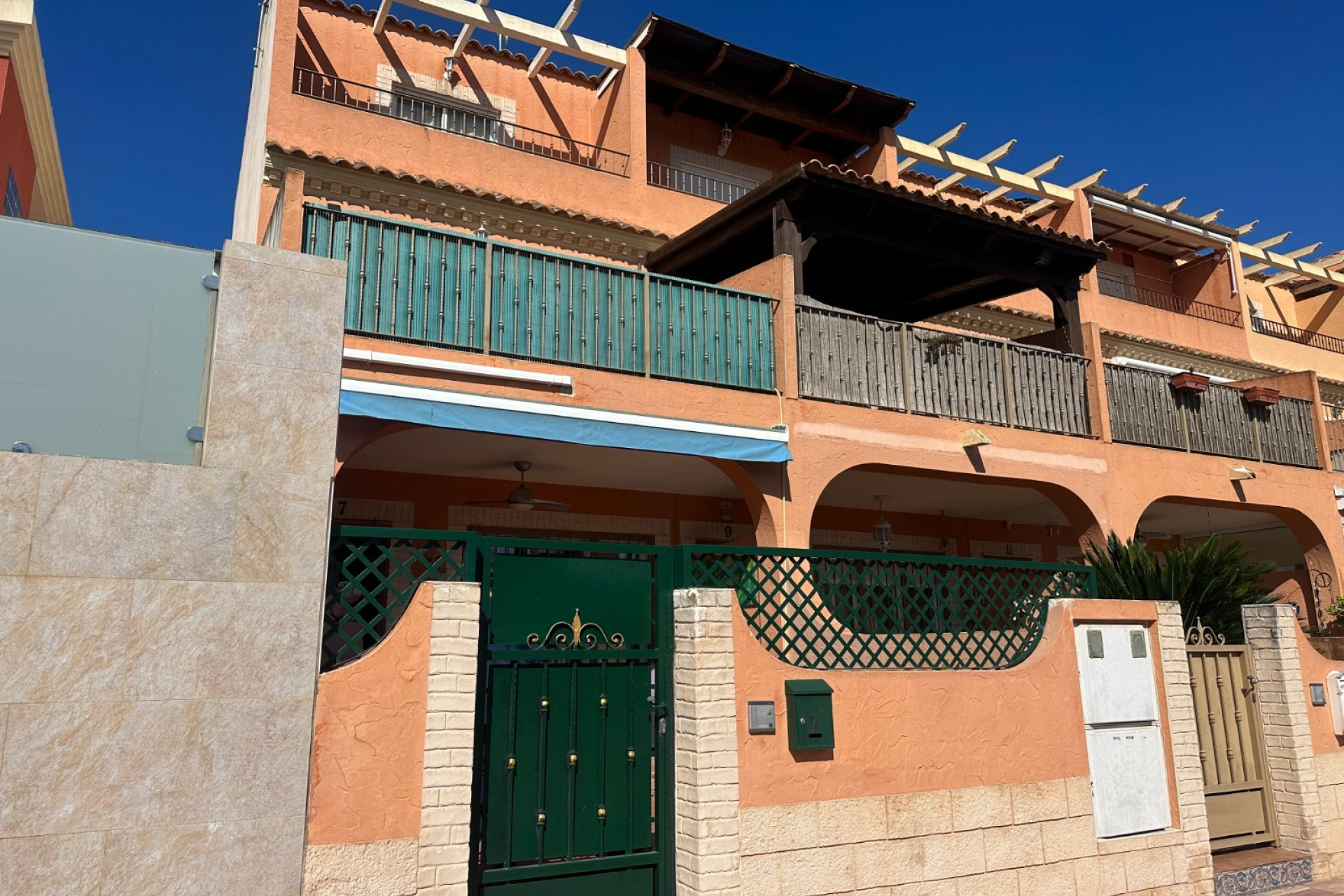 Reventa - 2. Chalet adosado - Jacarilla - Costa Blanca Sur