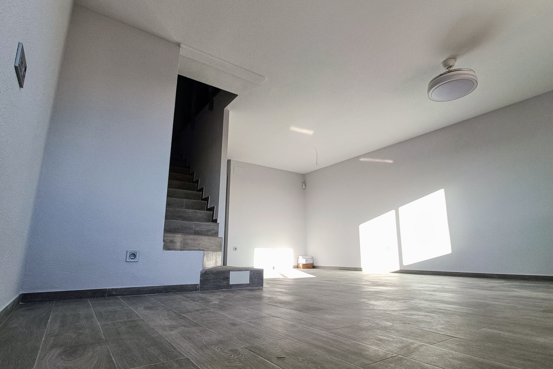 Reventa - 2. Chalet adosado - La Romana - Costa Blanca Norte 