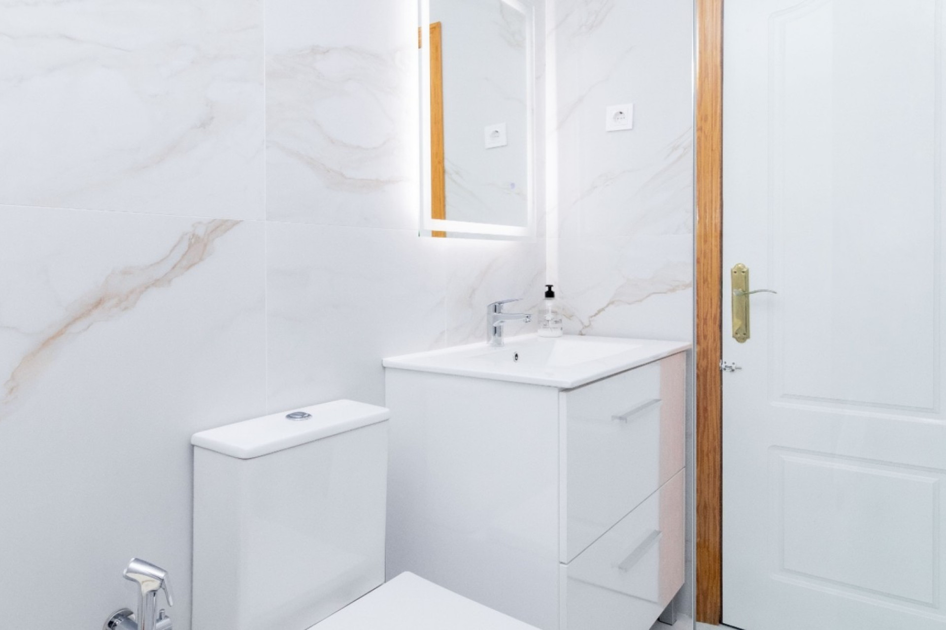 Reventa - 2. Chalet adosado - Orihuela Costa - La Zenia