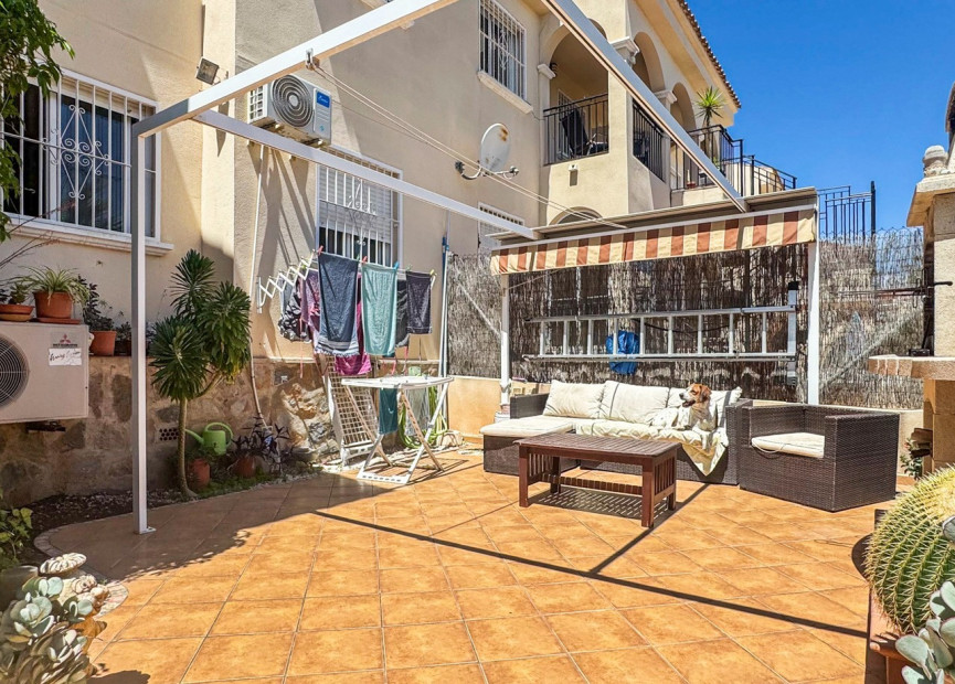 Reventa - 2. Chalet adosado - Orihuela Costa - Los Almendros-La Florida