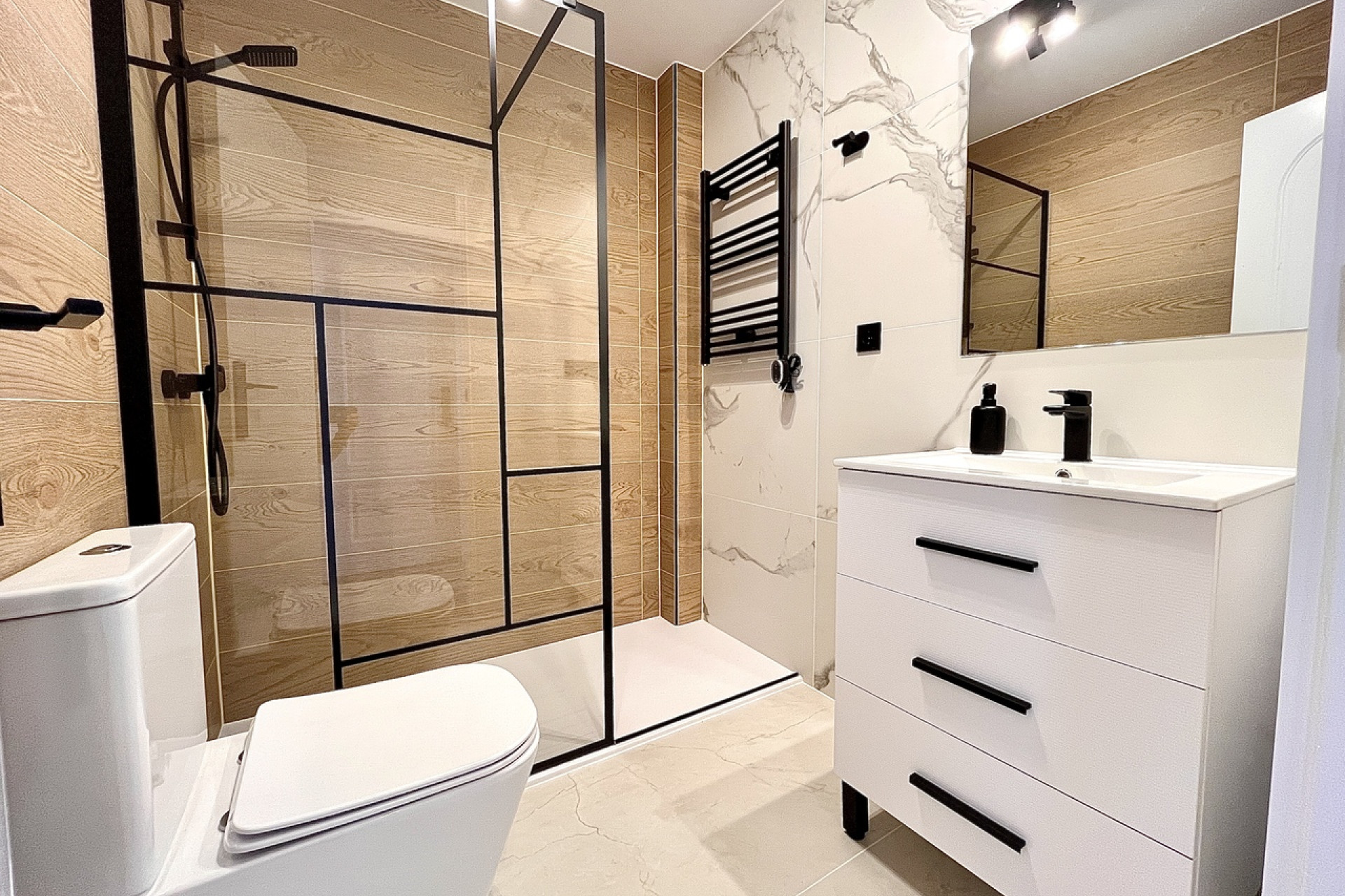 Reventa - 2. Chalet adosado - Playa Flamenca - Costa Blanca Sur