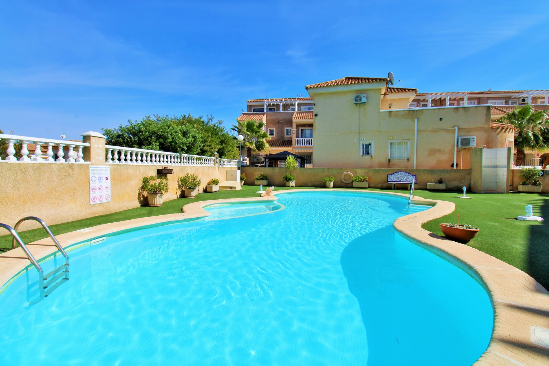 Reventa - 2. Chalet adosado - Playa Flamenca - Costa Blanca Sur