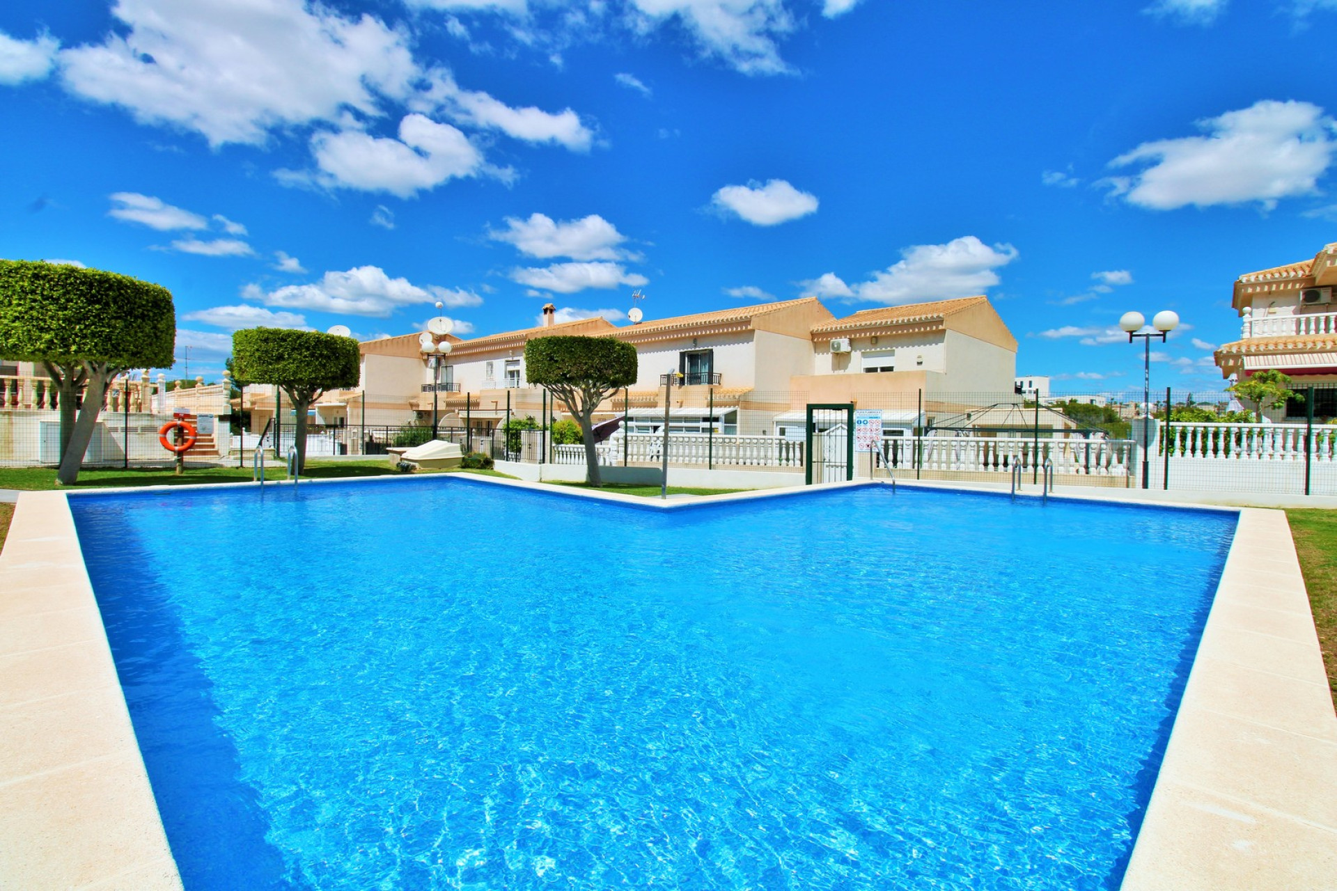 Reventa - 2. Chalet adosado - Playa Flamenca - Costa Blanca Sur