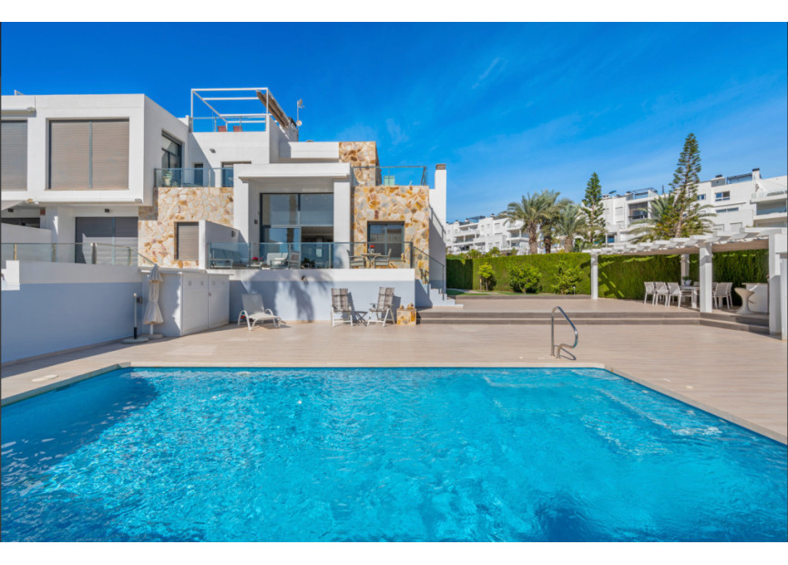 Reventa - 2. Chalet adosado - Punta Prima - Costa Blanca Sur