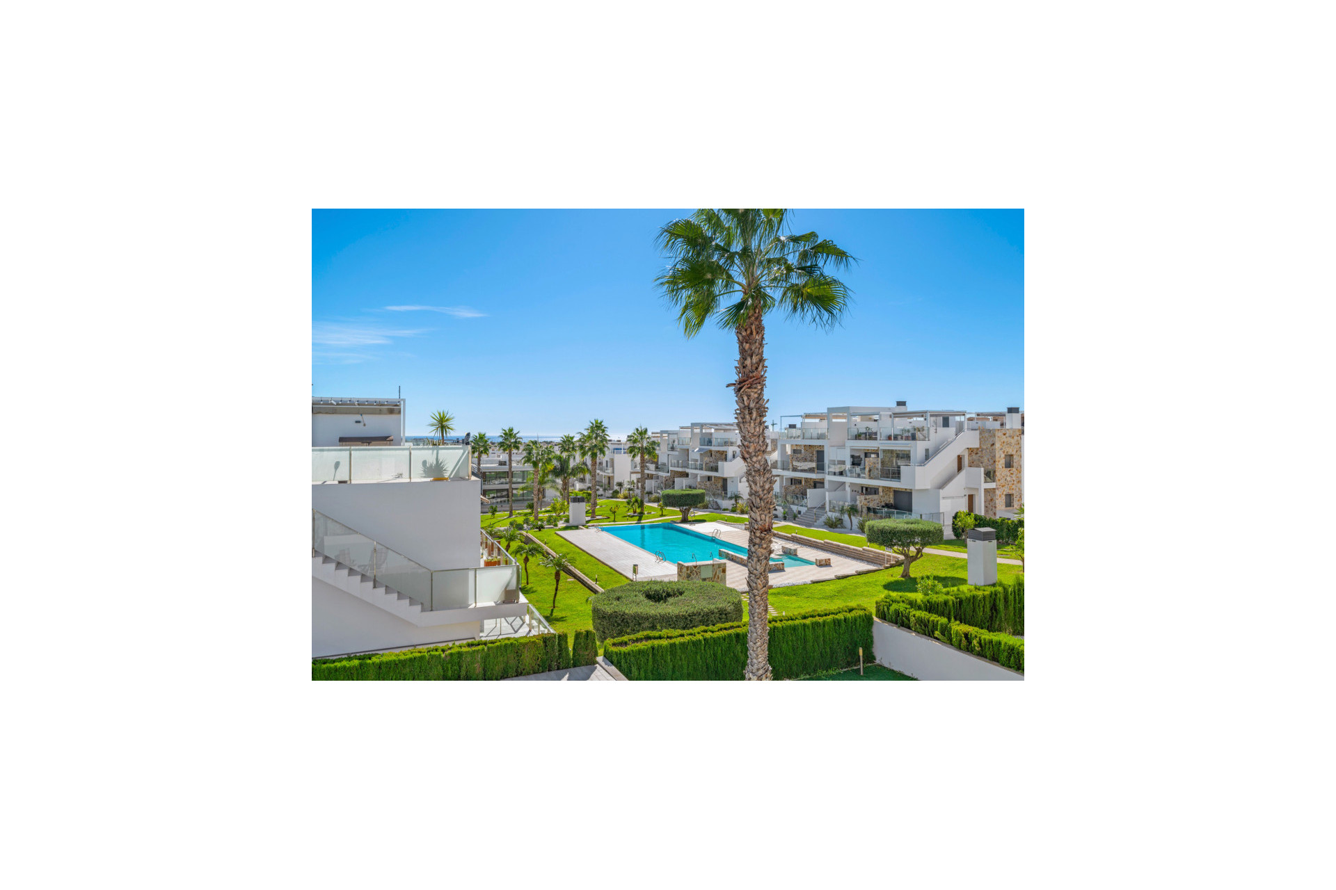 Reventa - 2. Chalet adosado - Punta Prima - Costa Blanca Sur