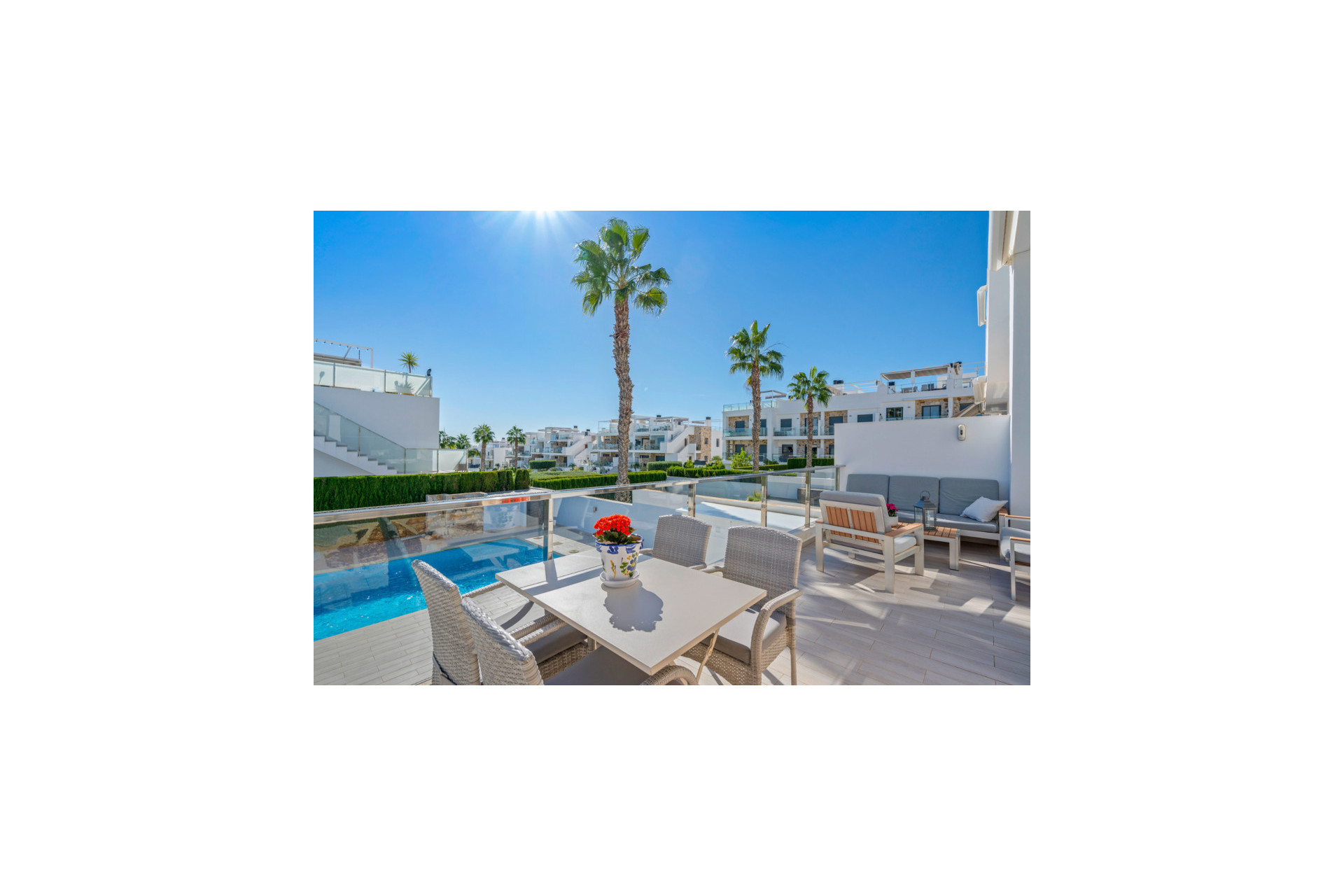 Reventa - 2. Chalet adosado - Punta Prima - Costa Blanca Sur