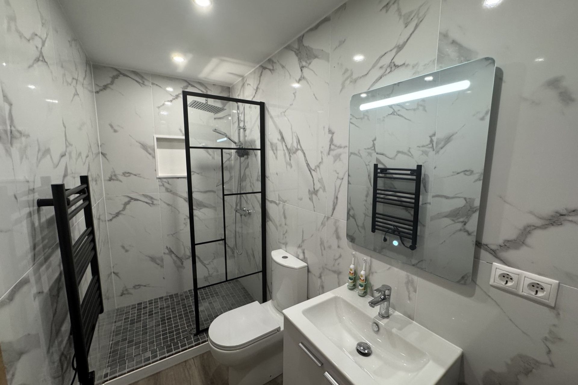 Reventa - 2. Chalet adosado - San Miguel de Salinas - Costa Blanca Sur