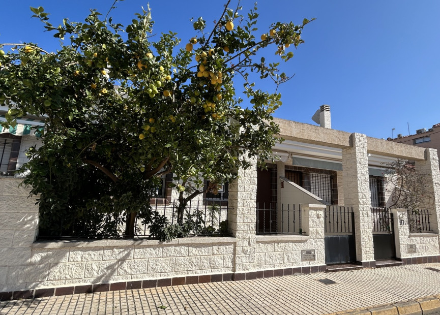 Reventa - 2. Chalet adosado - Torre de la Horadada - Costa Blanca Sur