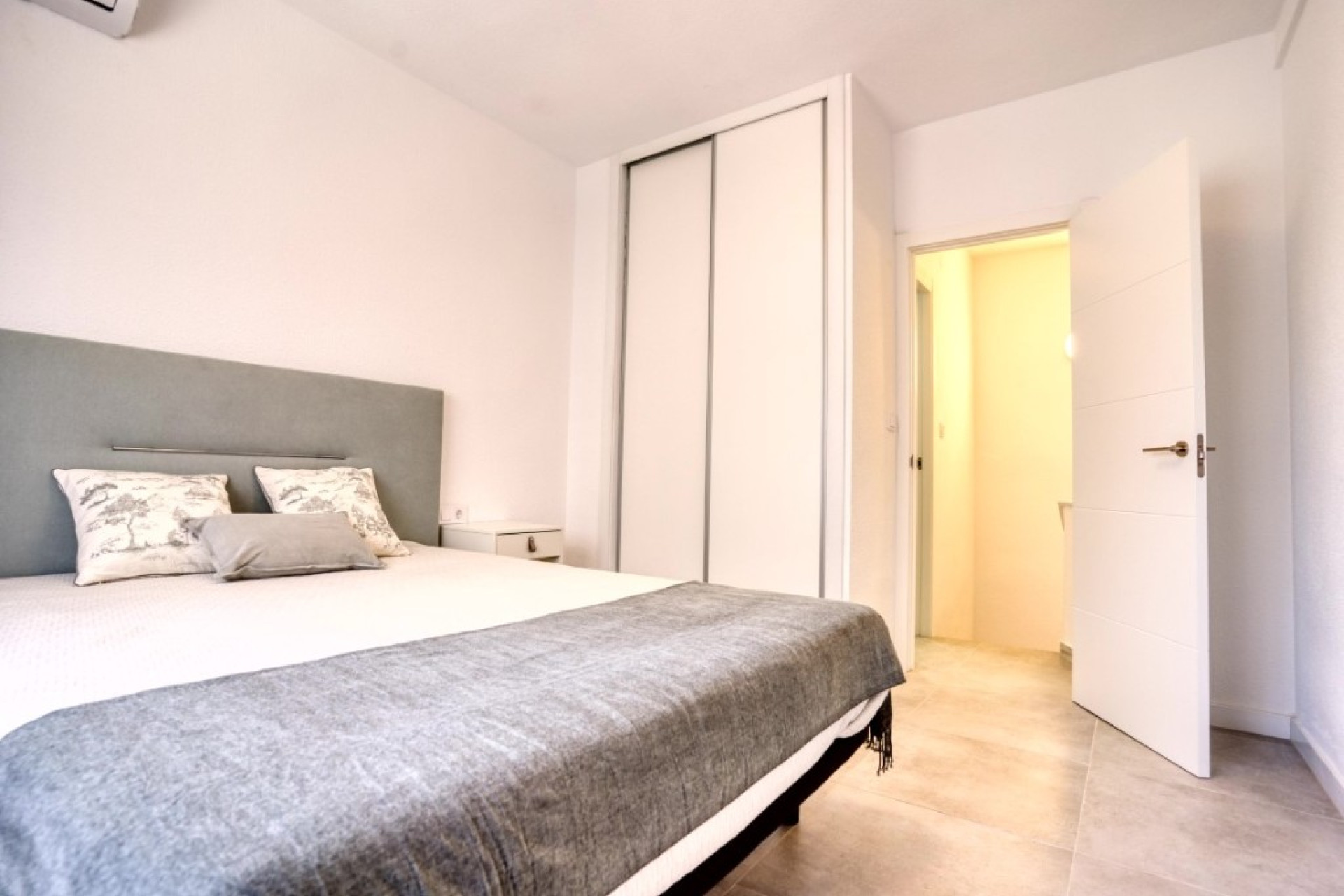 Reventa - 2. Chalet adosado - Torrevieja - Costa Blanca Sur